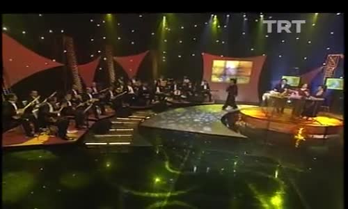 Gülşen Kutlu-Oyalı Da Yazma Başında İzle