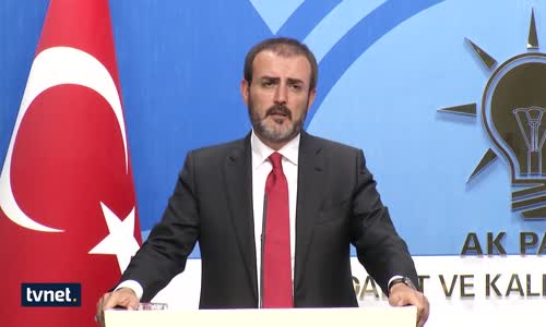 Atletli Fotoğrafa Ünal'dan Yorum  Haberim Yokmuş Gibi Çek