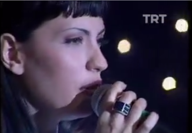 Yeşim Salkım-Deli Mavi 