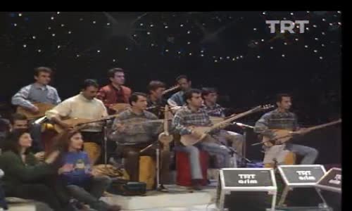 TRT Ankara Radyosu THM Gençlik Korosu-Bağa Girdim Bağ Budanmış