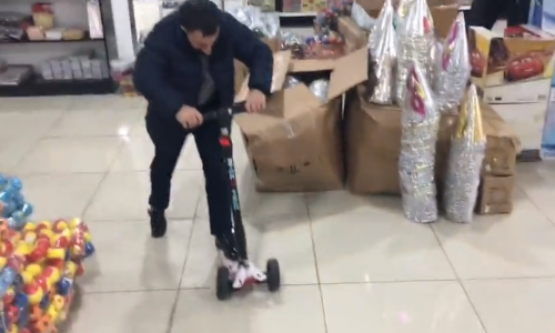 Köksal Baba Scooter Kullanırsa