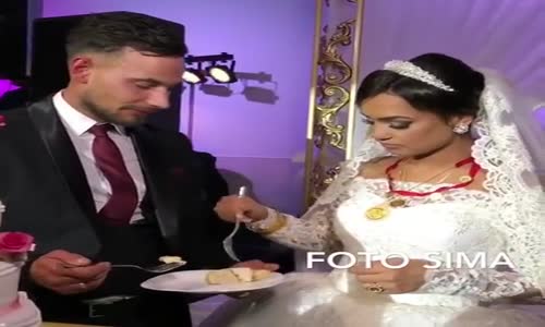 Damada Pasta Yedirme İşini Abartan Gelin