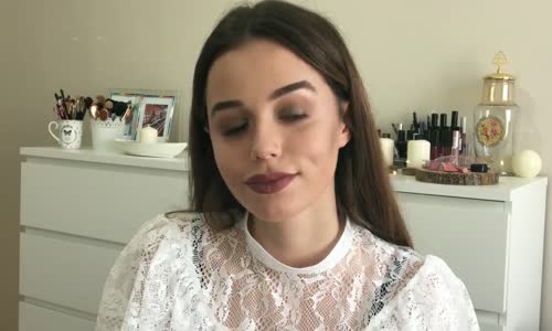 Fatmanur Öztekin Tek Makyajla 3 Farklı Konbin