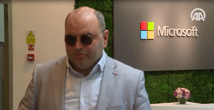 Görme Engelli Türk Washington'da Milyonlara Göz Kulak Olacak