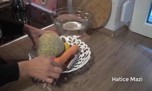 Kereviz Salatası Tarifi 