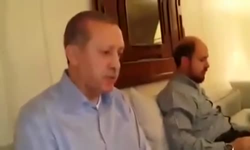 Recep Tayyip Erdogan Kuran Okuyor