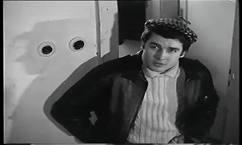 Bayılırım Cesur Erkeklere