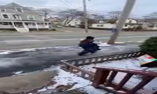 Mahalleye Sahip Çıkan Hindiler 