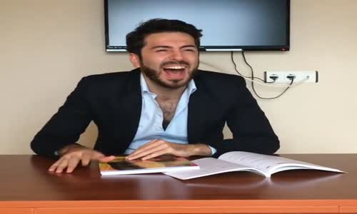 Öğretmen Espri Yapınca Sıralara Göre Tepkiler