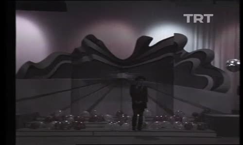 Zerrin Özer-Her Şey Seninle Güzel