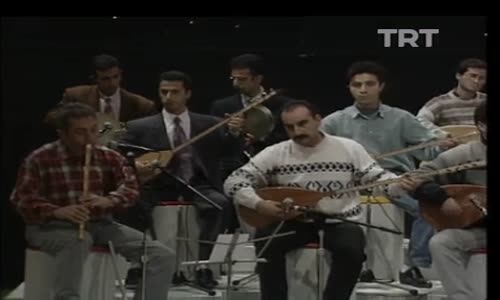 TRT Ankara Radyosu THM Gençlik Korosu-Bir Mendil Aldım Dereden 