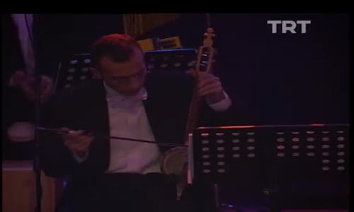 Emel Taşçıoğlu-Ankara'da Yedim Taze Meyvayı izle