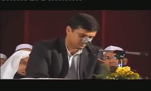 Dünyanın En Güzel Kuran Okuyan Adamı