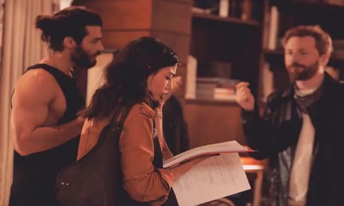 Erkenci Kuş'un Can Divit'i Can Yaman Ve Annesi