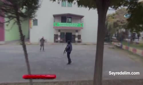 Bozova, Viranşehir ve Suruç Belediye Eş Başkanları Gözaltına Alındı