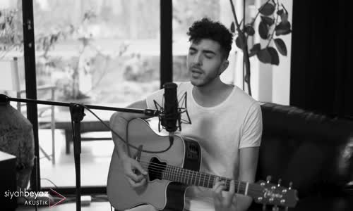 Fikri Karayel - Yol (SiyahBeyaz Akustik)