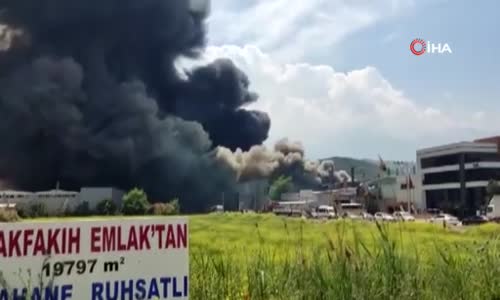 Bursa'da ısı yalıtım fabrikasında yangın! 