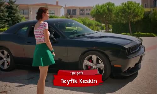 Çilek Kokusu 13. Bölüm  Arabaya Bin Hemen