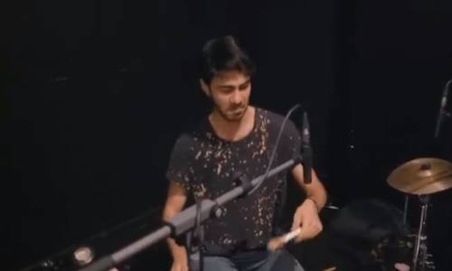 İstanbul Kainat Radyosu - Aşkın Elinden