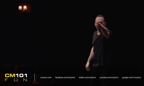 Cem Yılmaz  Yabancı dil