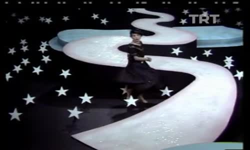 Füsun Önal-Money Money Money izle