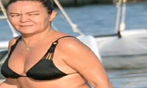 Zeyno Günenc Bikinili Yakalandi