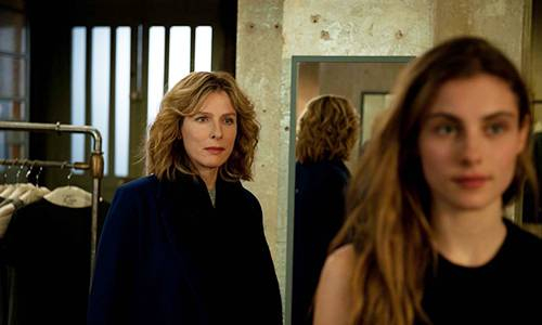 Kıskanç Türkçe Altyazılı Fragman