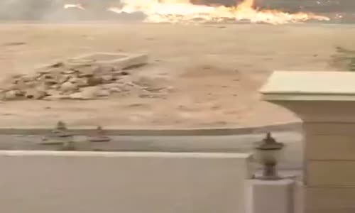 Arap tekerlek üstünde yaniyor