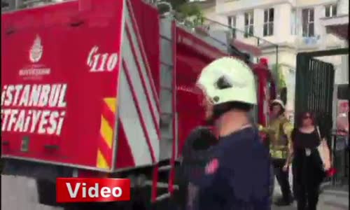 Mimar Sinan Üniversitesinde Yangın Paniği