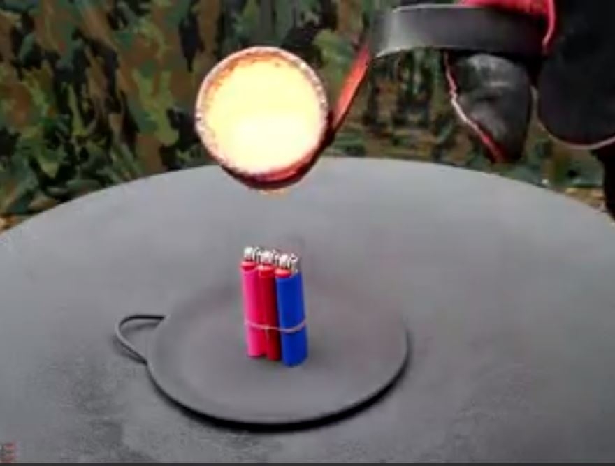 Eritilmiş Bakır Çakmakların Üzerine Dökülürse