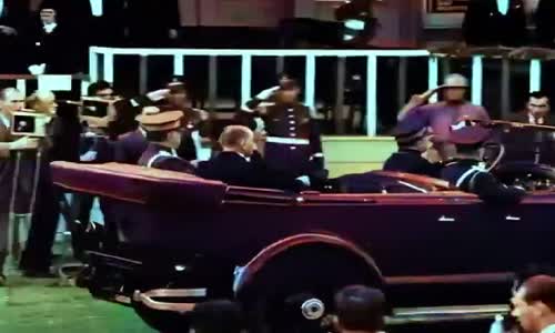 Cumhuriyetin En Görkemli Günü_ Atatürk ve Devlet Erkanı TBMM'de