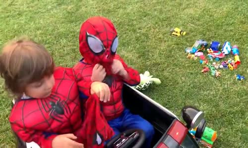 Fatih selim Yusuf_spiderman_oldu seyredelim.com