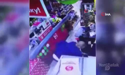 Markette Kasiyer Kadını Defalarca Bıçaklayarak Öldürdü