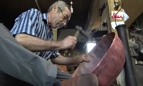 Aydın'dan dünyanın dört bir yanına el yapımı cami alemi satıyor