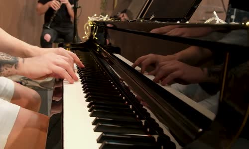 Sinan Akçıl - Çöp