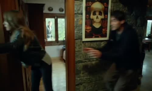 Medcezir 12.Bölüm Yaman Mira Kurtarma Sahnesi