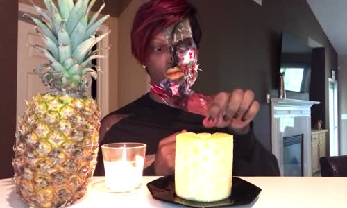 Hunharca Ananas Yiyen Adam