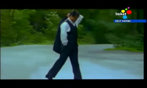 Ferda Anıl Yarkın Zorlama Güzelim