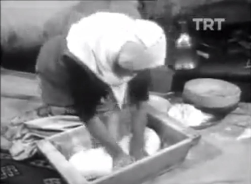 Geleneklerimiz Göreneklerimiz 6.Bölüm İzle