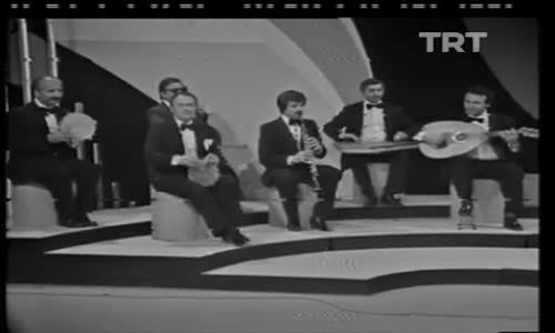 Yaşar Özel-Leyla Bir Özge Candır