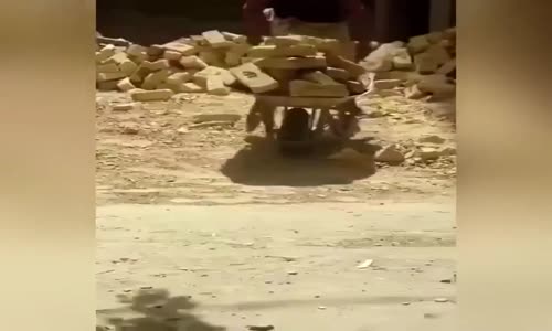 İnşat İşinde Çalışan Engelli İnsanlar 