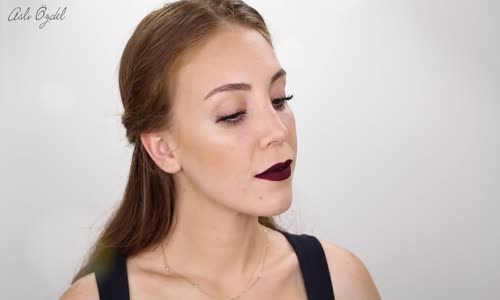 Aslı Özdel Pratik Işıltılı Bronz Makyaj