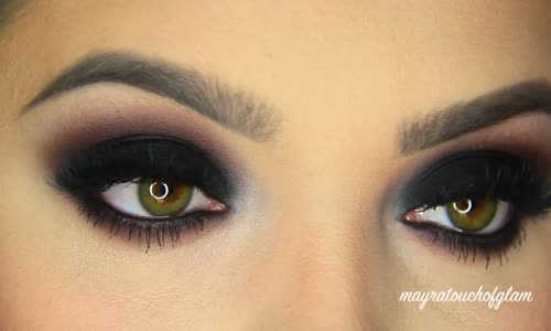  Klasik Siyah Dumanlı Göz Makyajı