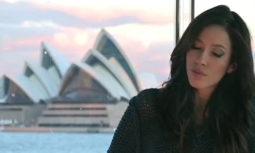 Burcu Güneş - Bir Lokma Sevda