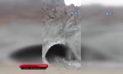 Yusufeli Barajı inşaatında Tünelin Çökme Anı Kamerada