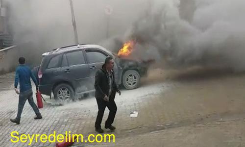 Seyir halindeki cip alev alev yandı