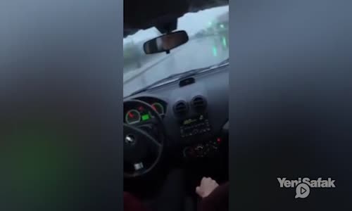 Yağmurlu Havada Drift Yaparken Takla Attılar