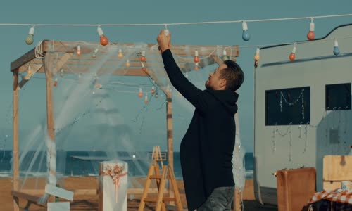 Orçun Bora - Sen Varsın İyi ki (Official Video)