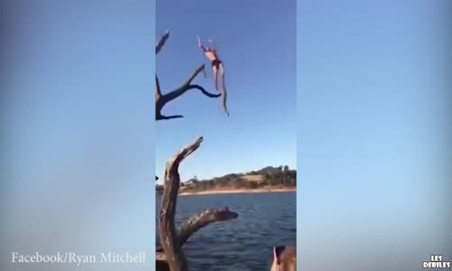 Günün Salağı Pozunu Verdi!