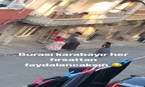 Düğüne Aldırmadan Hırsızlık Yapan Kadınlar